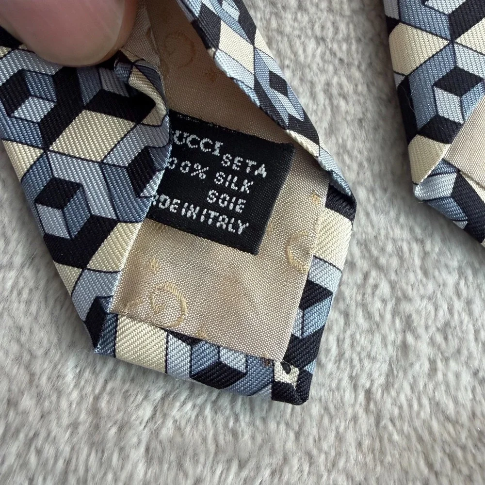 Vintage Gucci Silk Tie Hexagon Geometric Made in Italy Monogram Designer‎ NWOT